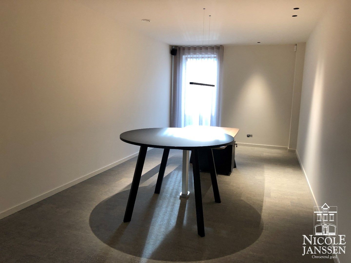 4 nieuwbouw flexruimtes van 26m² 