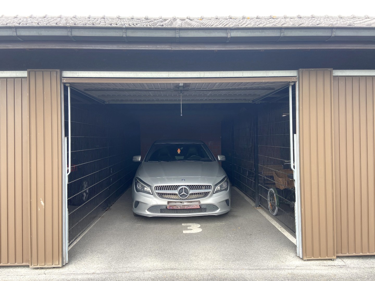 Ruim appartement met 3 slaapkamers, garage en groot terras op centrale ligging! 