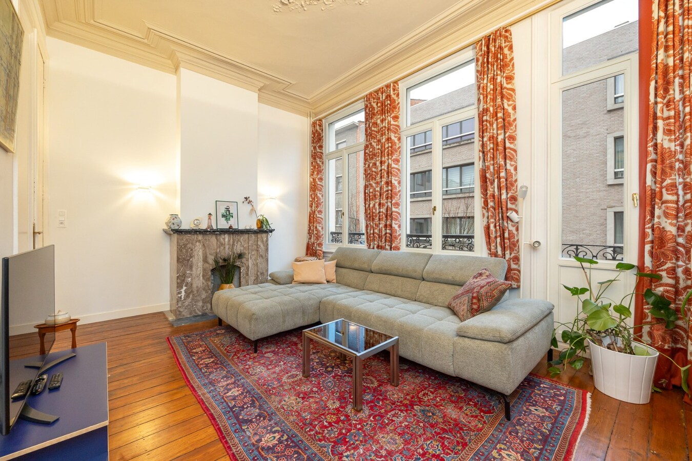 Charmante herenwoning in rustige straat nabij Vinkenhof! 