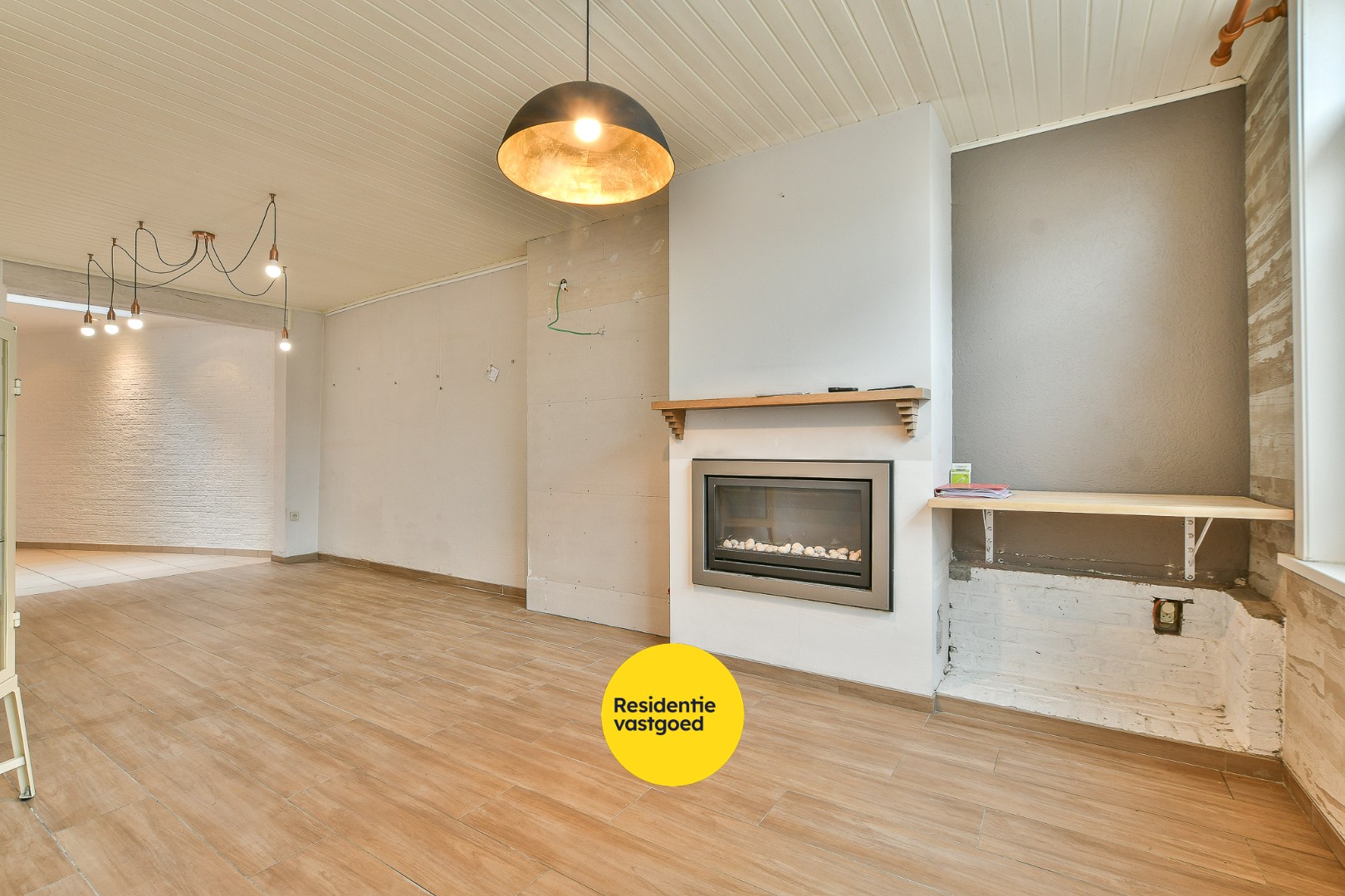 Charmante en verrassend ruime woning met terras in het centrum van Blankenberge! 