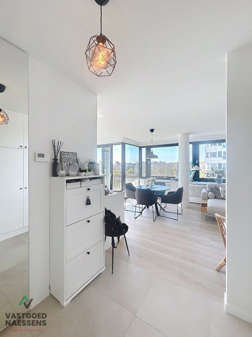 Magnifique appartement de 2 chambres avec vue panoramique et terrasse. 