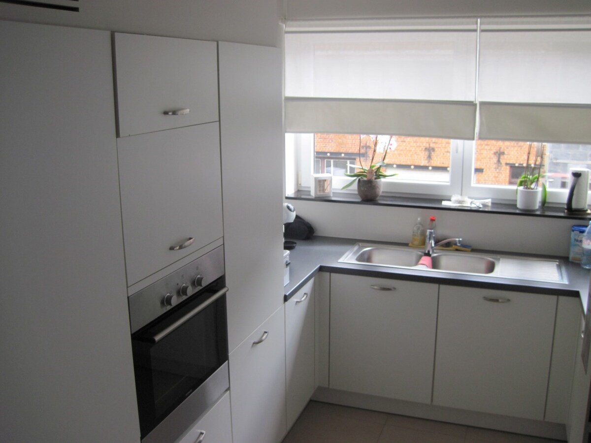 Ruim appartement met 2 terrassen. 
