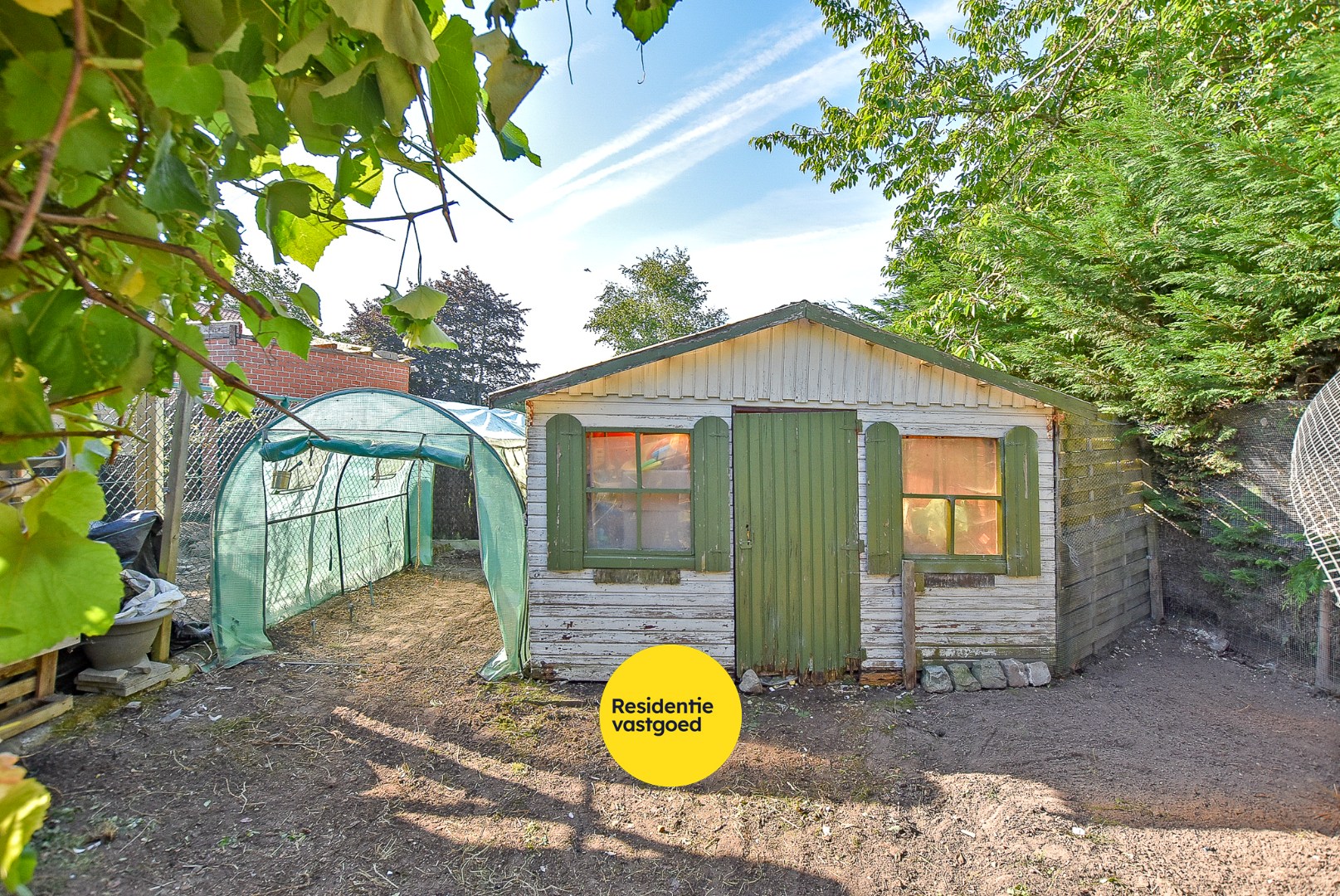 Woning met 4 slaapkamers en garage in centrum Diksmuide! 