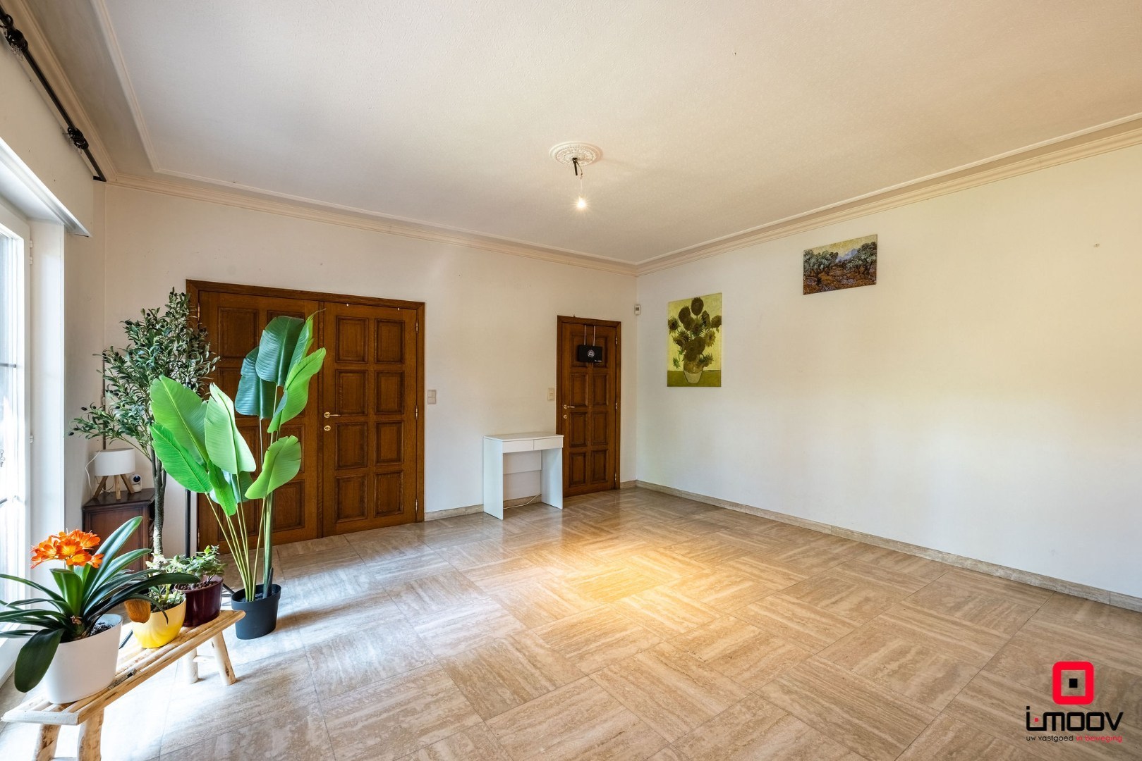 Karaktervolle villa met royale volumes op perceel van 1100m2 nabij de E40 