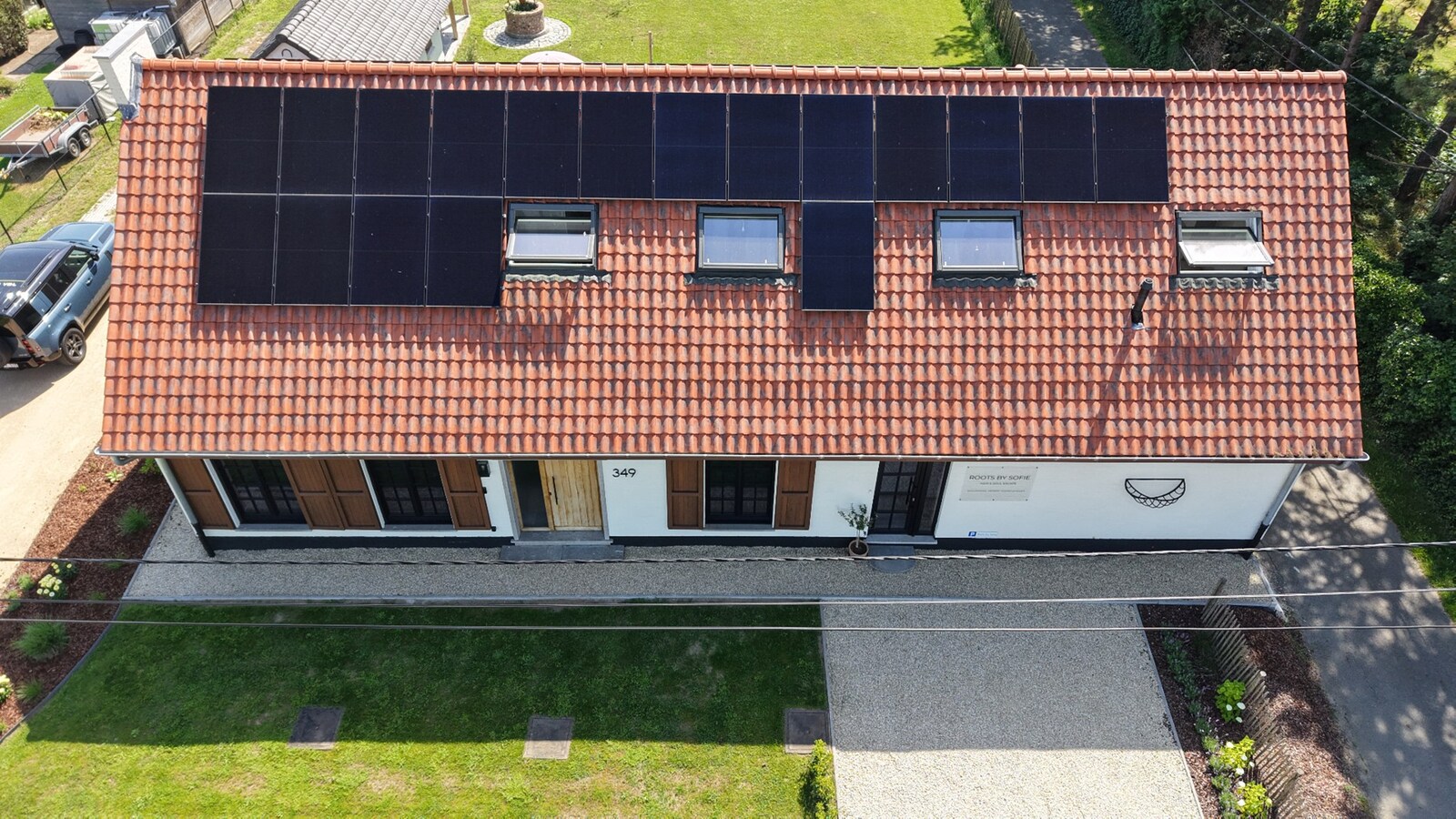 Energievriendelijke en Instapklare langgevelhoeve met privé-praktijkruimte te Berlaar 