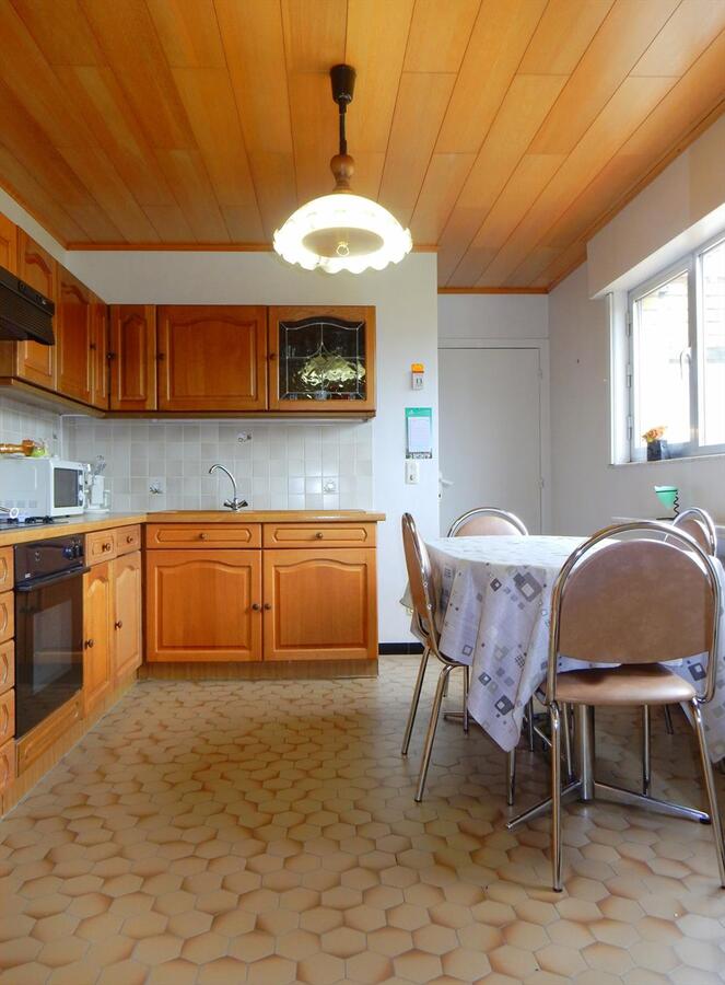 Ruime bungalow met grote zonnige tuin 