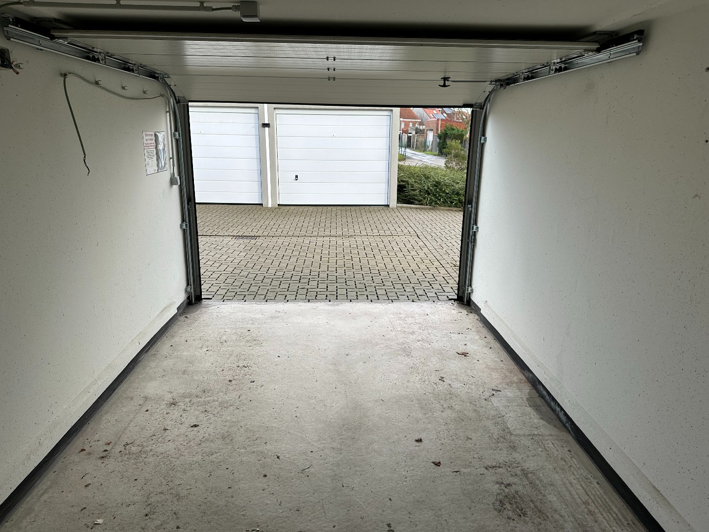 Garage te huur, gunstige ligging, Aartrijke 