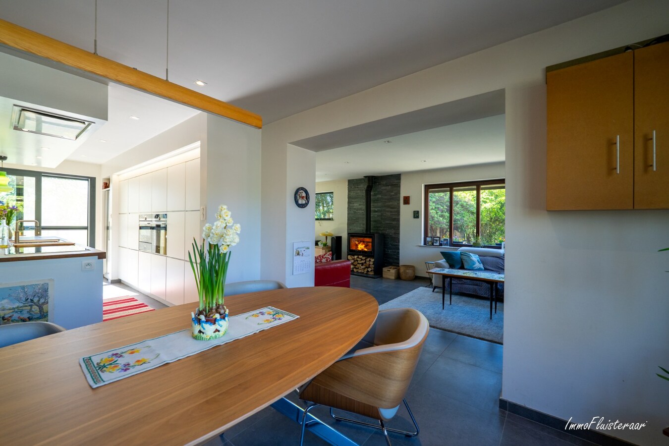 BEZOEKDAG OP 23 MEI VAN 10U TOT 14U. Landelijk gelegen woning met stallen en handig bijgebouw op ca. 7.025 m² (Optie aankoop extra aanpalend weiland van 5.735 m2) 