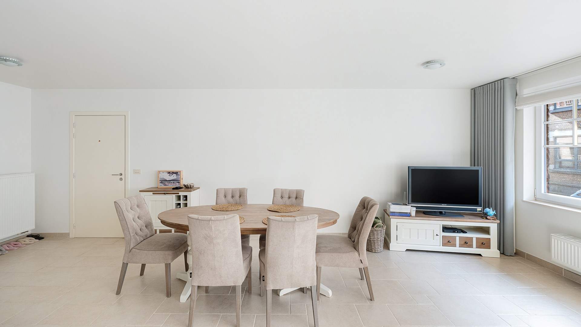 Appartement lumineux au rez-de-chaussée avec grand jardin ensoleillé à Knokke (avec possibilité d'achat d'une place de parking intérieure) 