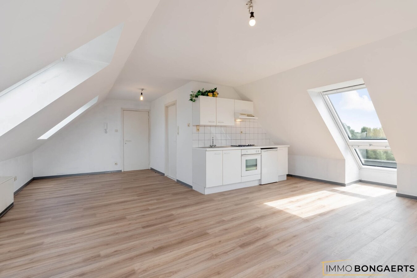 Instapklare studio in het centrum van Opglabbeek 