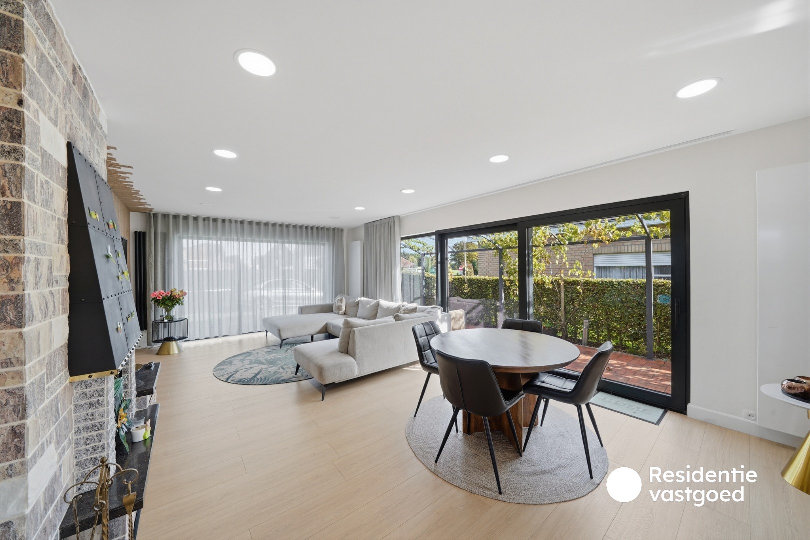 Bungalow met zongerichte tuin en 3 slaapkamers 