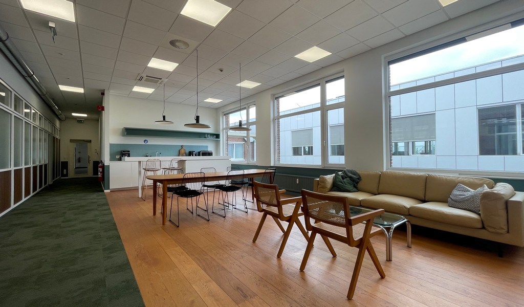 Kantoren en magazijn te huur in Ceka Center te Antwerpen