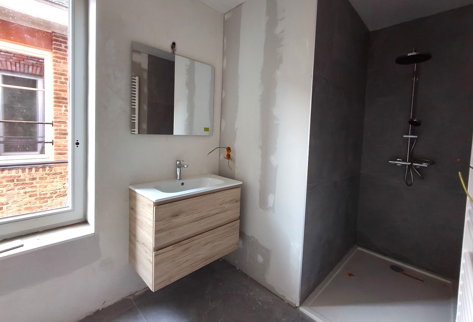 DUPLEX APPARTEMENT MET GROOT TERRAS 