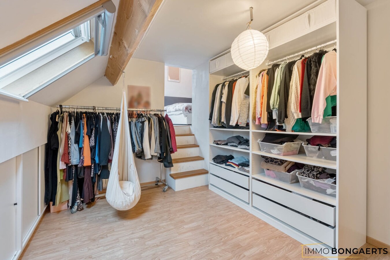 Ruime woning met 5 slaapkamers 