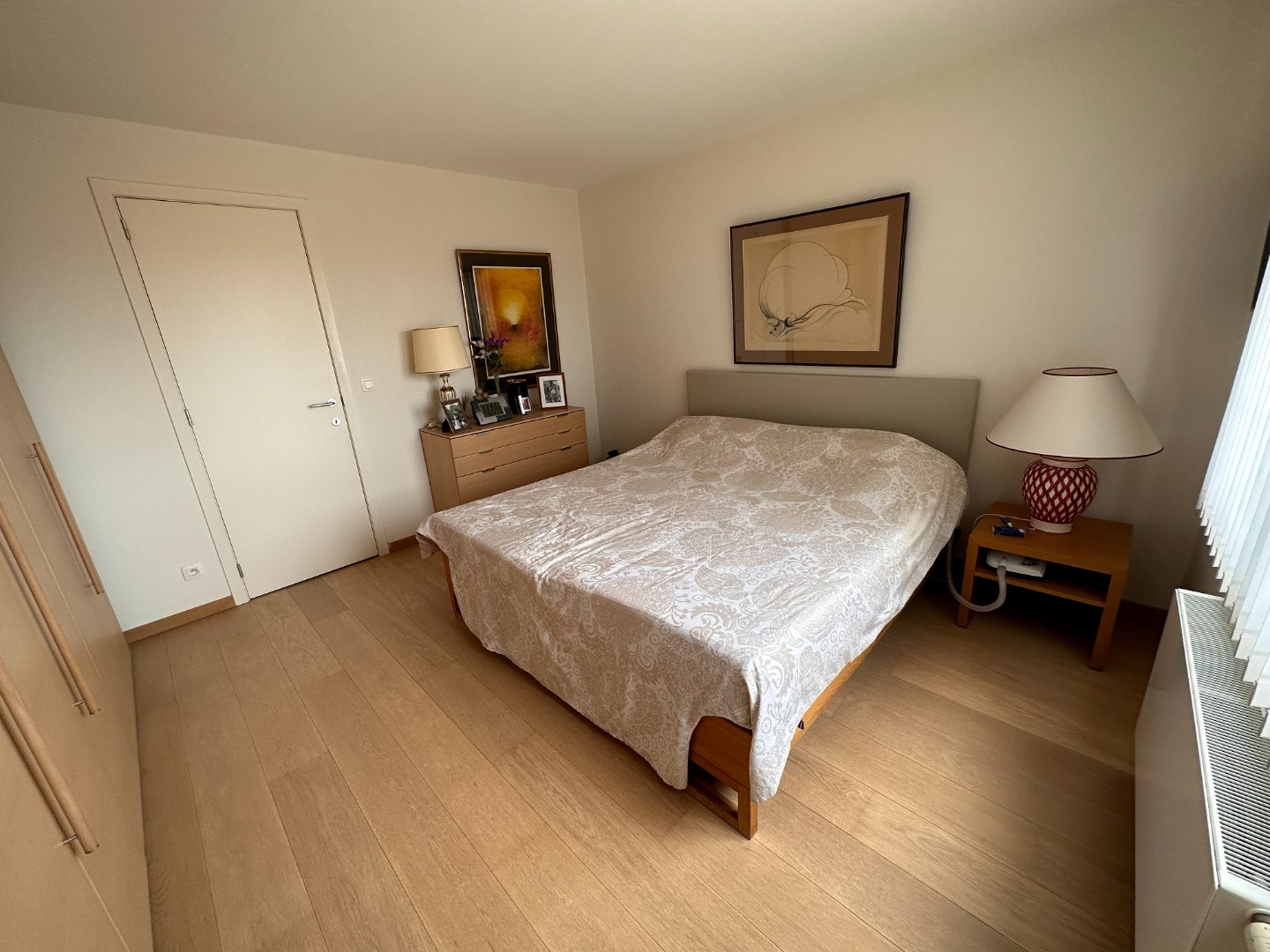 RUIME DUPLEX PENTHOUSE MET TERRASSEN OP TOPLIGGING 