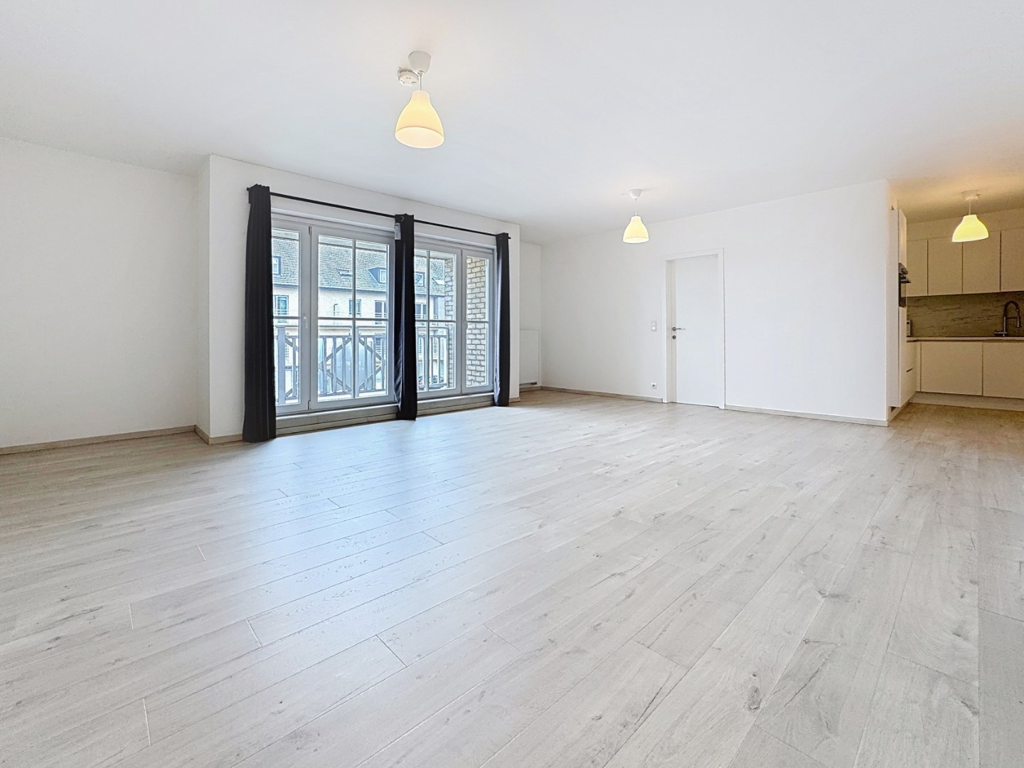 Ruim en lichtrijk appartement met 3 slaapkamers 