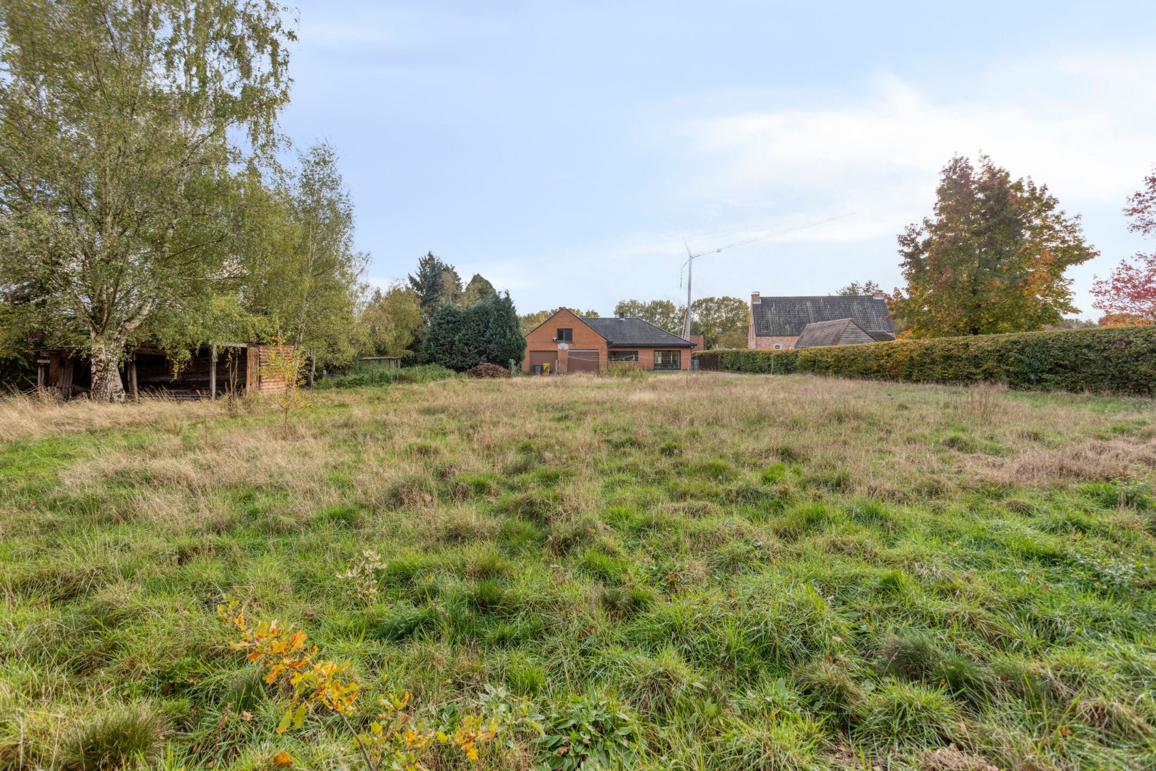 Te renoveren gezinswoning met 4 slpk. op een royaal perceel van 36a 75ca te Balen-Hulsen 