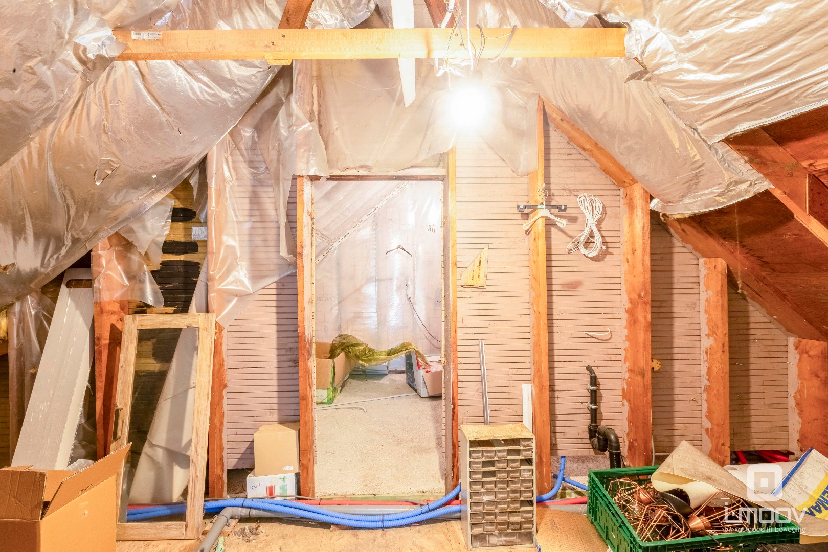Te koop- Gebruiksklaar restaurant met terras en appartement in hartje Hijfte (Lochristi) 