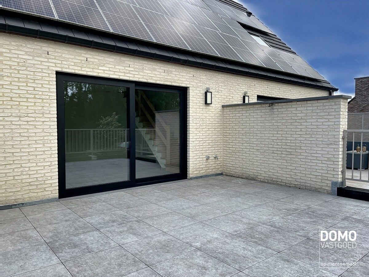 RUIM EN ENERGIEZUINIG DUPLEXAPPARTEMENT IN HEUSDEN-ZOLDER 