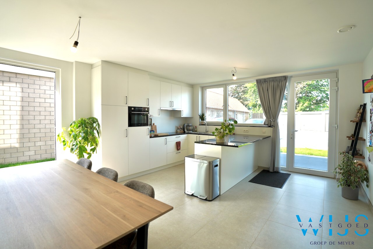 Nieuwbouw gelijkvloers appartement in centrum ERTVELDE ! 