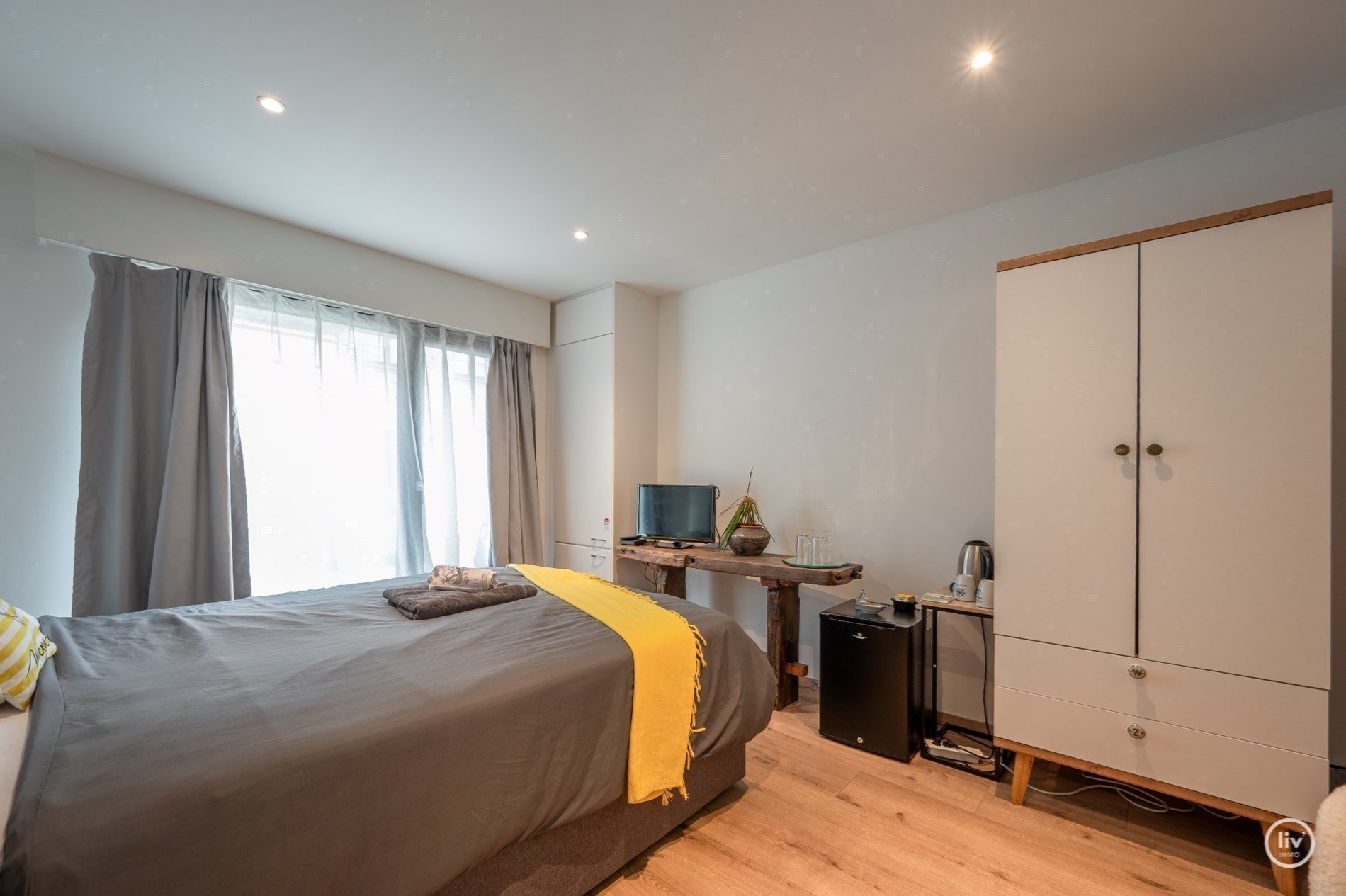 Maison authentiquement rénovée avec jardin orienté sud-ouest. 