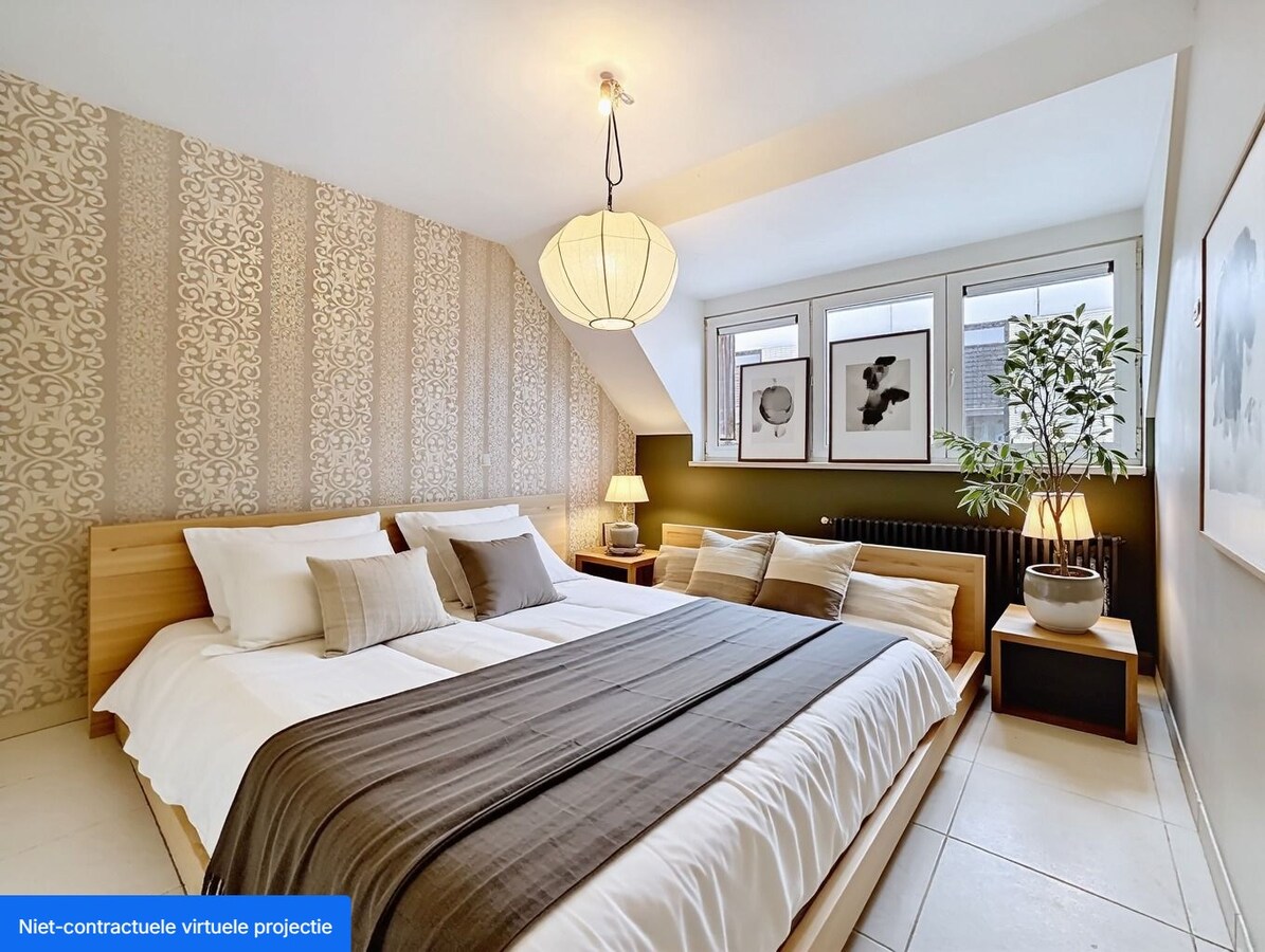 Opbrengsteigendom bestaande uit 3 appartementen en handelsgelijkvloers gelegen in het centrum van Koekelare 