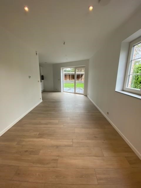 Mooi afgewerkt gelijkvloers appartement met 2 slpk. in Mol-Sluis! 