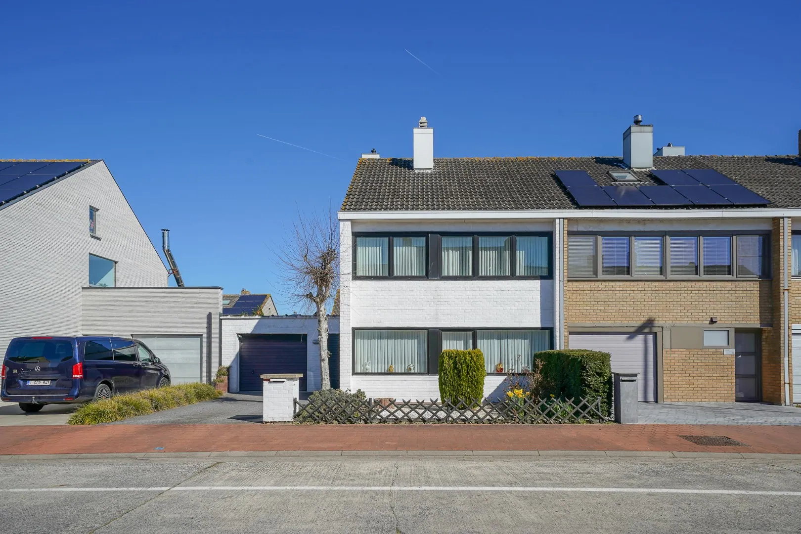 Te Koop: Ruime degelijke woning in de Koolmeesstraat te Oostende/Stene