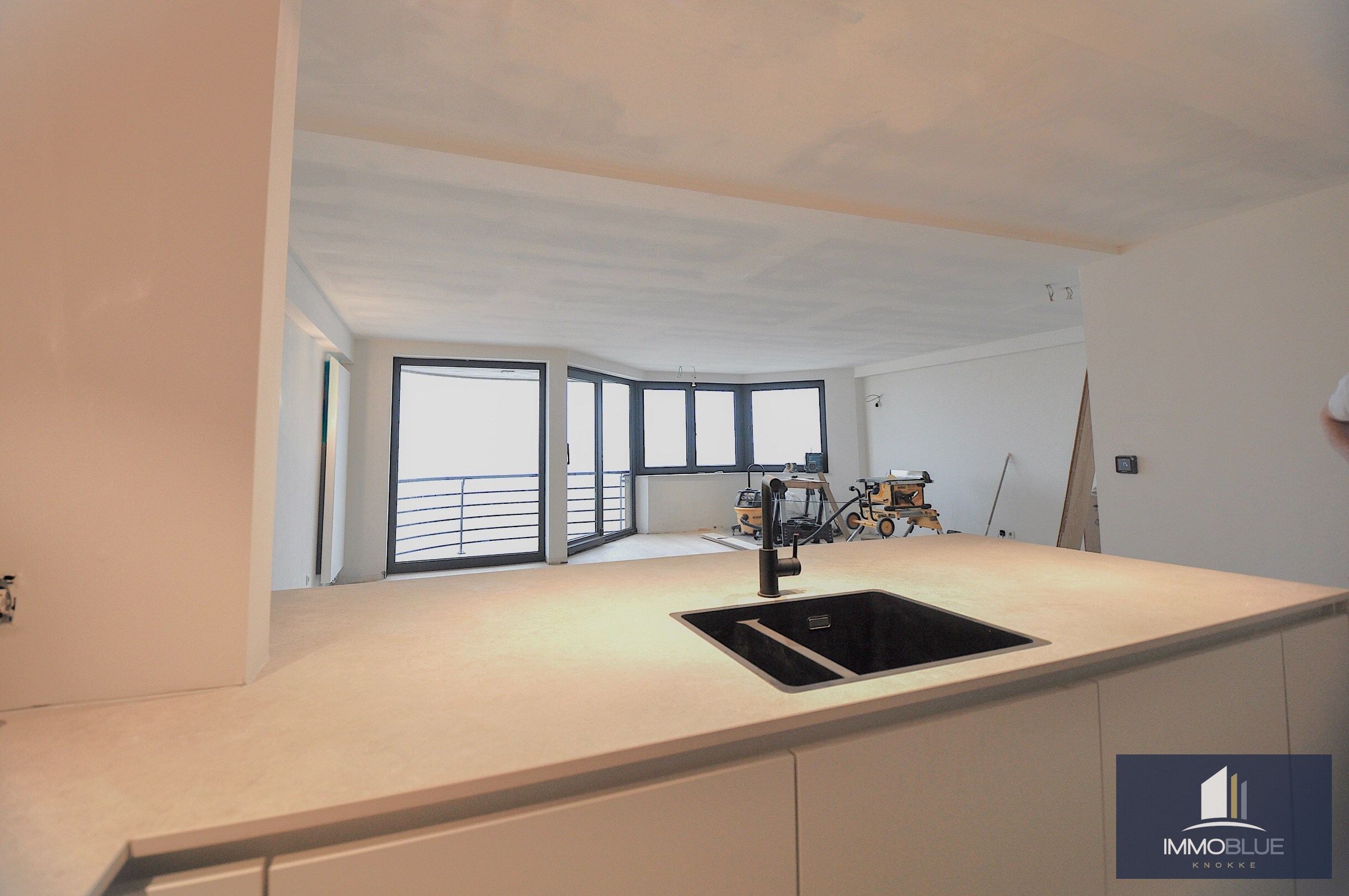 Appartement de luxe avec vue sur mer et finitions haut de gamme. 