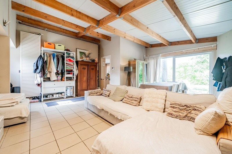 Aangenaam gezellig huis met met veel leefruimte 