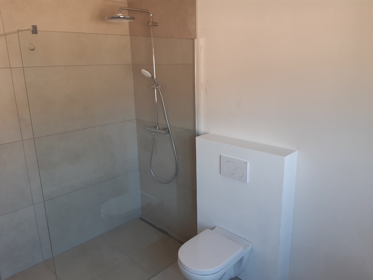 Half Open - nieuwbouwwoning. 