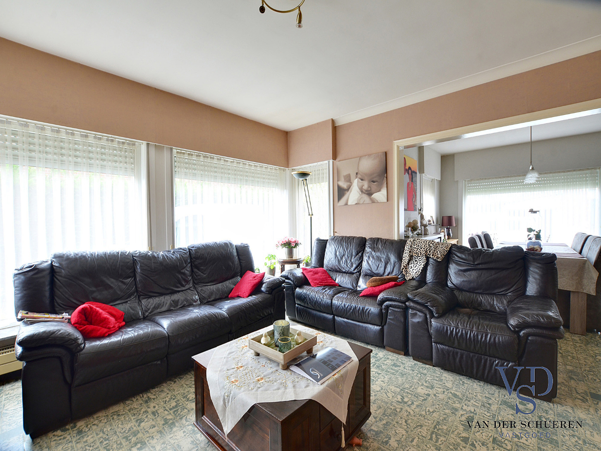 Degelijke, Half open Bebouwing. 