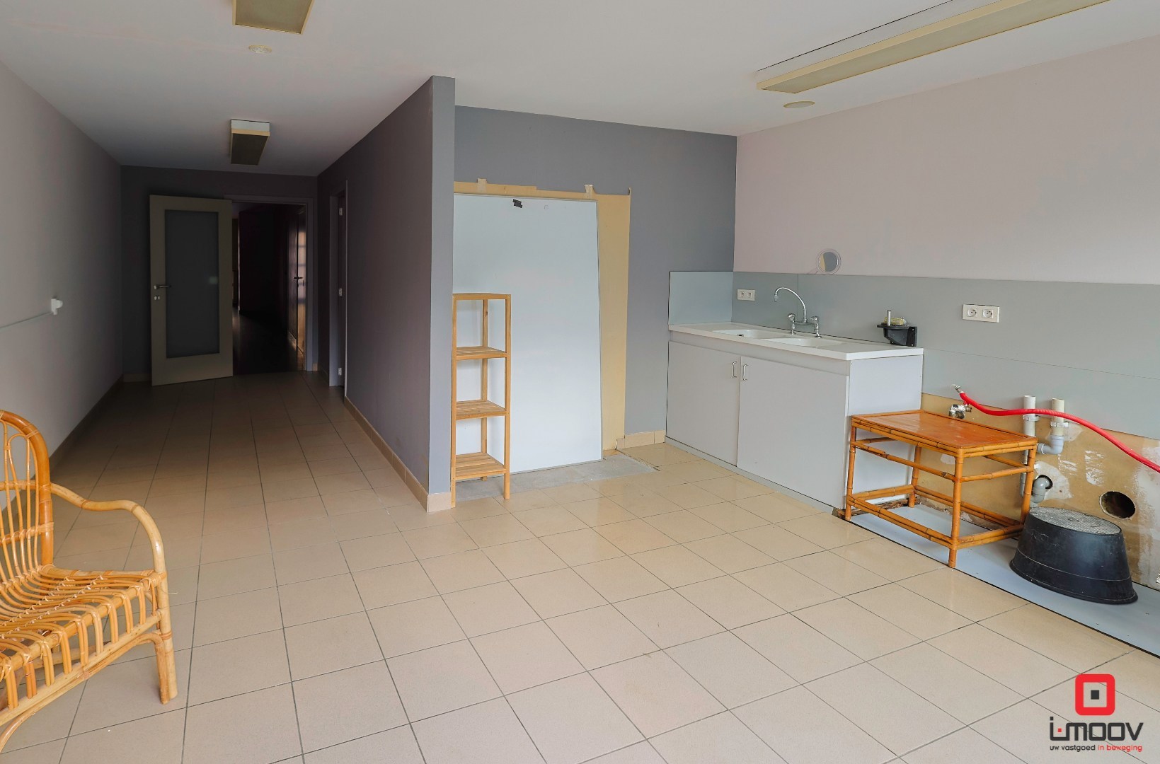 Bel-etagewoning met tuin, loods (450 m²) en tal van mogelijkheden 