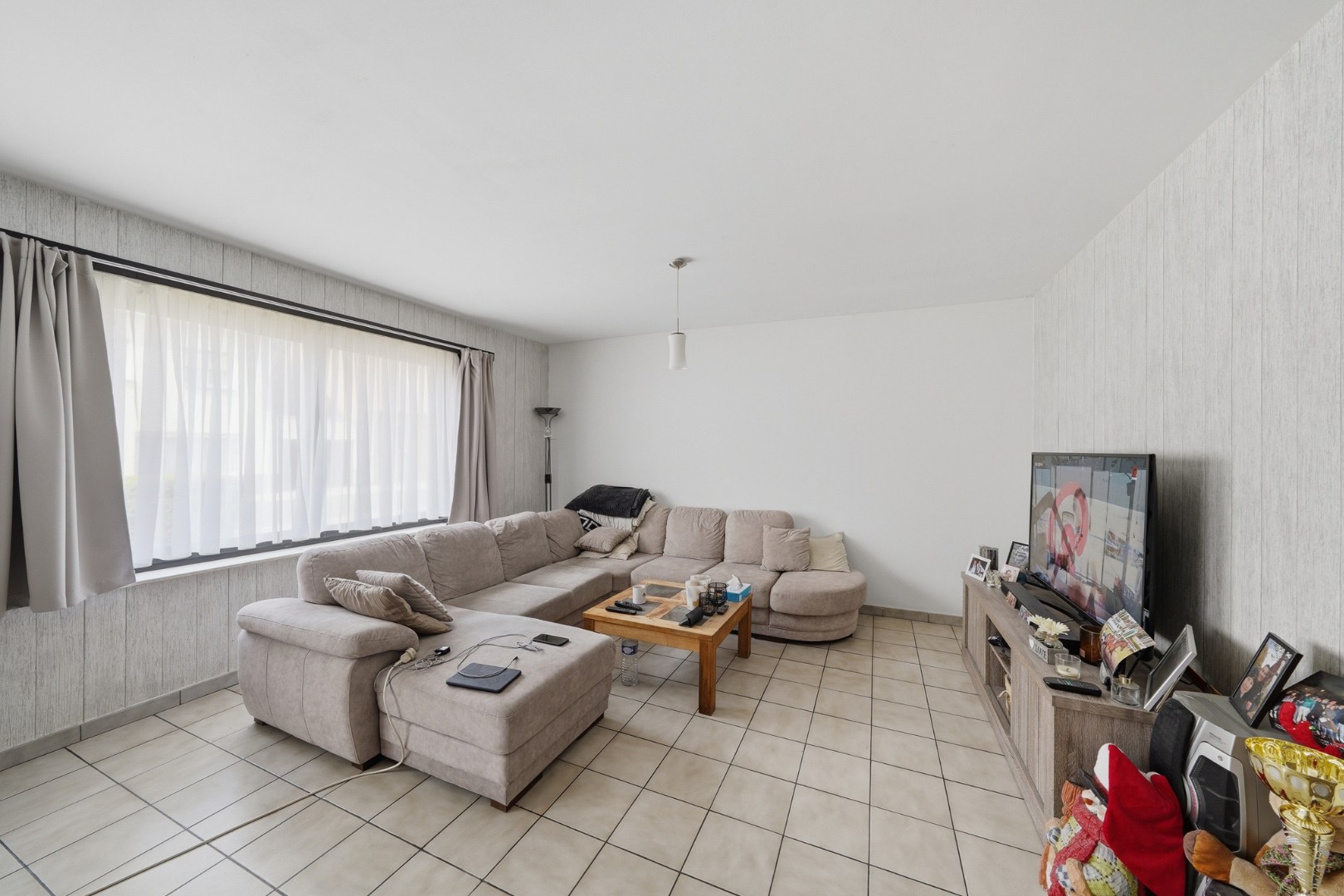 Gelijkvloers appartement met 3 slaapkamers en tuin te Oudenburg 