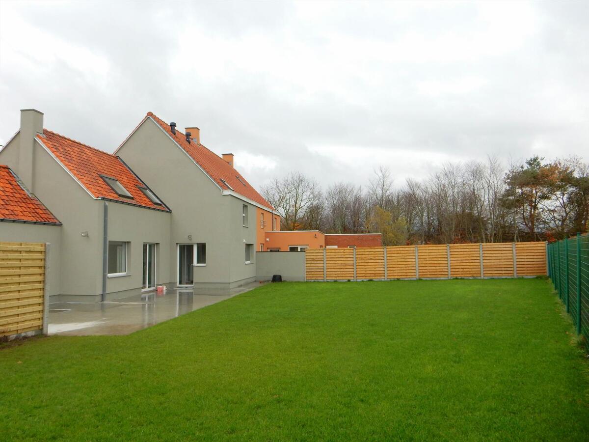 Ruime opgeknapte woning te Jabbeke 