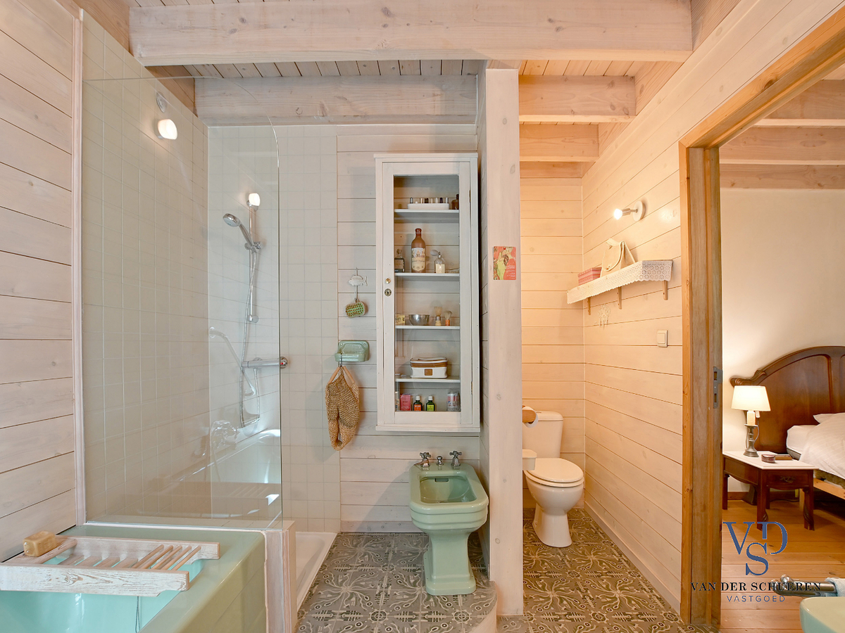 Exceptioneel gelegen eigendom te Baaigem. 