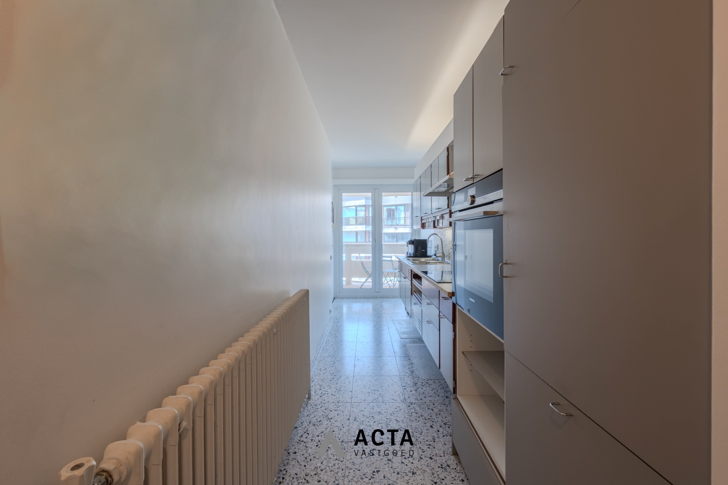 Instapklaar appartement met 2 terrassen in het centrum 
