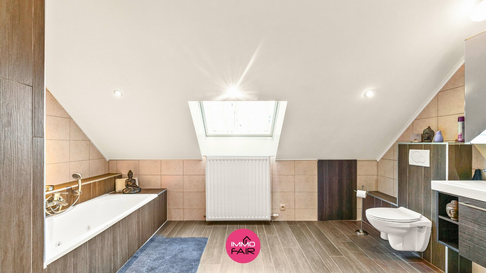 Royale gezinswoning op perceel van 829 m² op 5 minuten van Maastricht! 