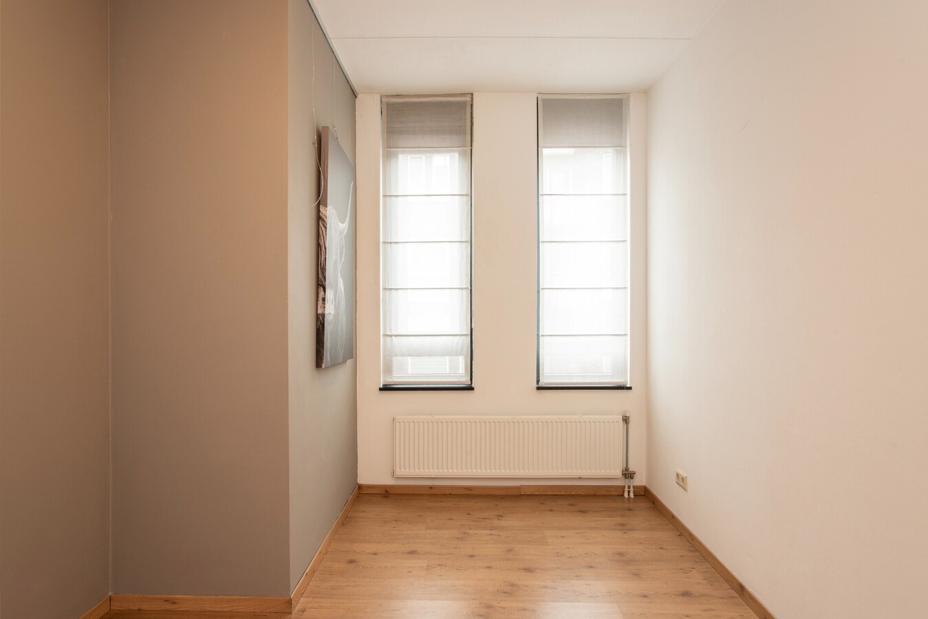 Instapklare geschakelde woning uit 2006 met centrale ligging! 