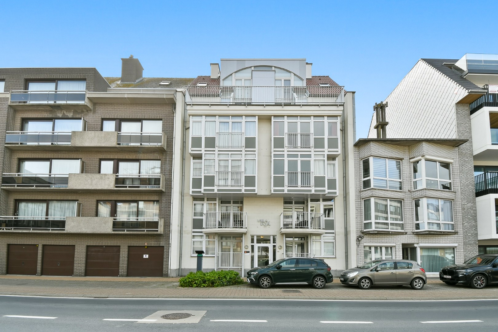 Duplex-appartement met twee ruime slaapkamers en een ruim en intiem terras 