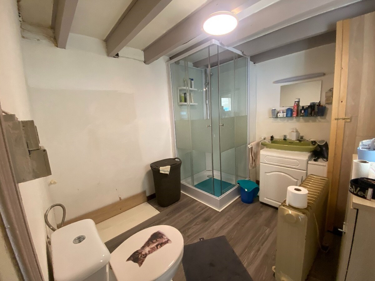 Vrijstaande woning op ruim perceel van 896m² 