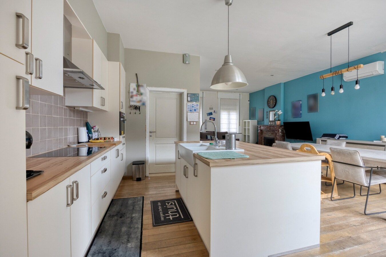 Prachtig gerenoveerde HOEVE te Landen (Neerwinden) 