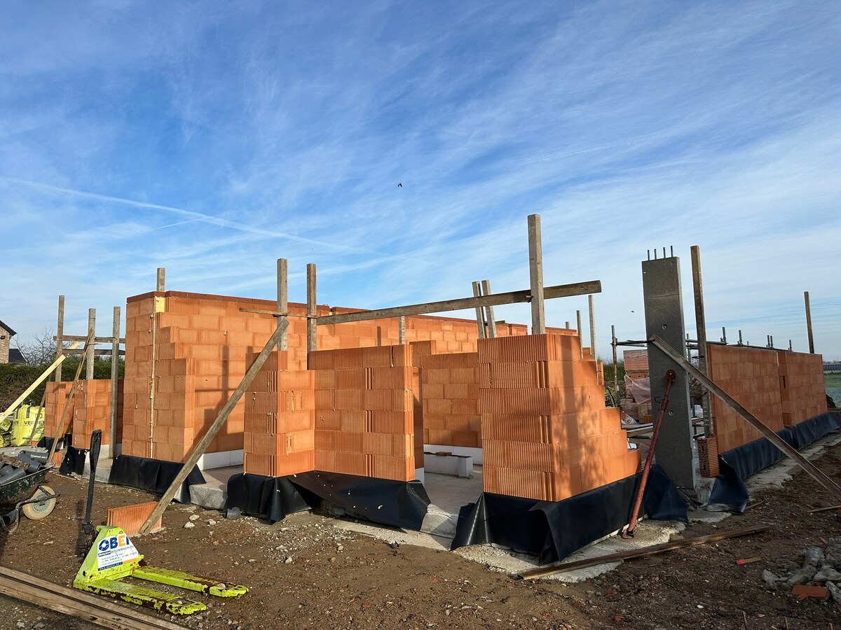 Mijmeren over de velden - luxueuze half open nieuwbouwwoning in Rotem 