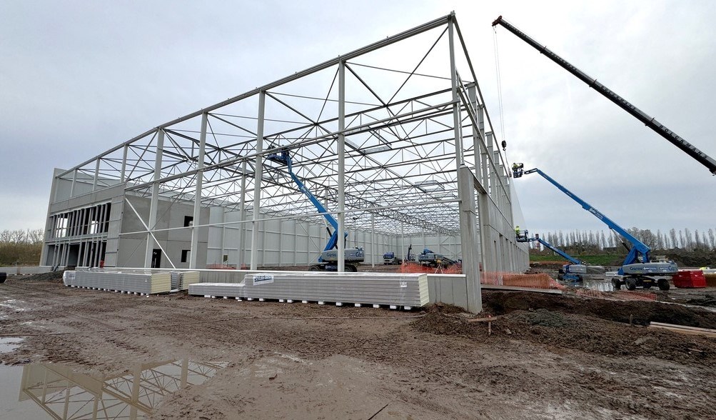 Bedrijfspand te huur in Antwerp South Logistics te Willebroek