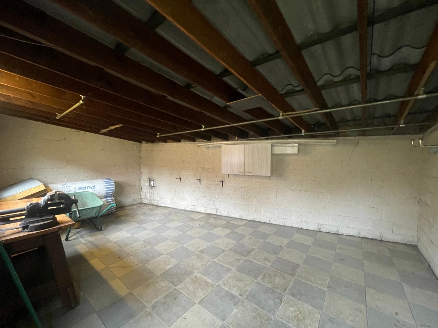 Gezellig woning met 3 slaapkamers en tuin met tuinberging gelegen te Geel! 