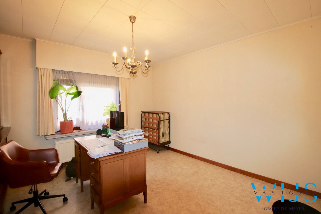 Enorm goed gelegen bungalow op een TOPperceel van 849 m² 