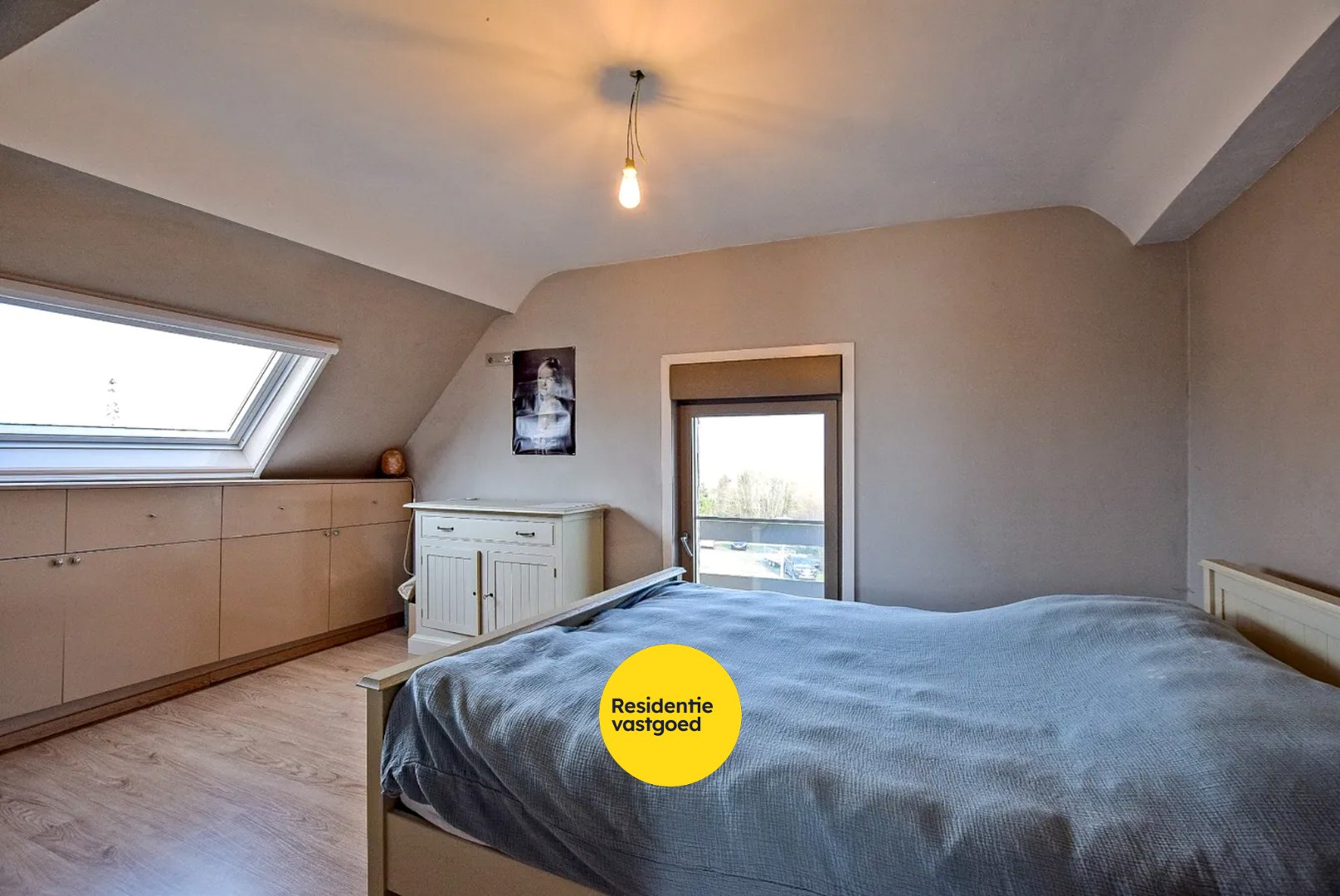 Restaurant met privéwoning en 2 B&amp;B-kamers op 4.370 m² 