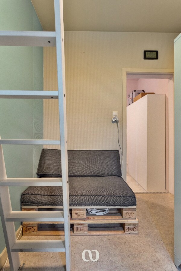 Gezinswoning met vier slaapkamers in een gezellige wijk 