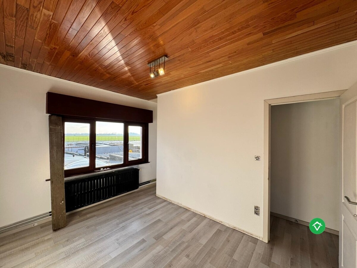 Woning met 2 slaapkamers en garage te Oostende 