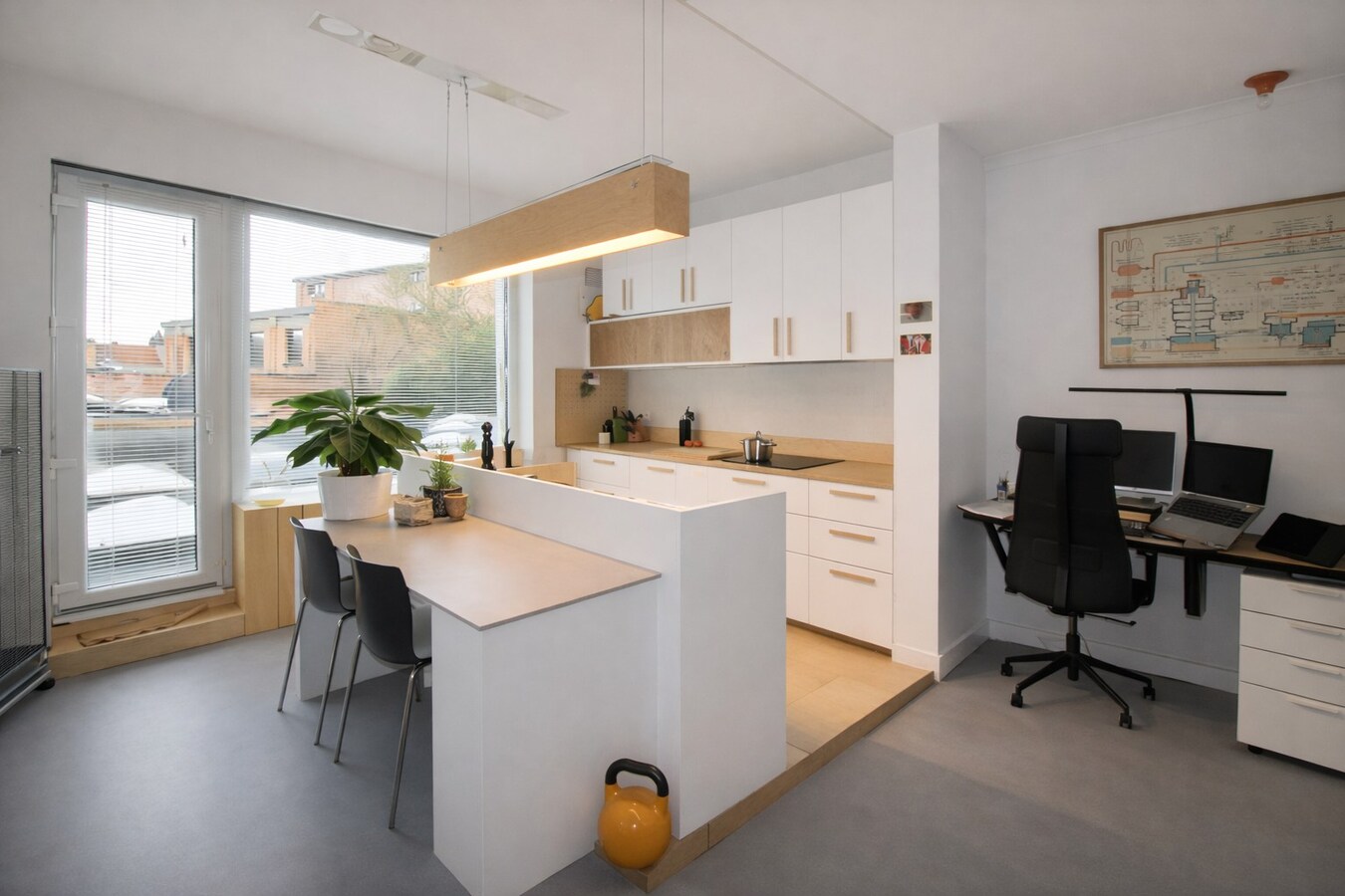 Uitzonderlijk ruim duplex appartement met extra zolderverdieping, tuin en dakterras op topligging in het centrum van Sint-Niklaas! 